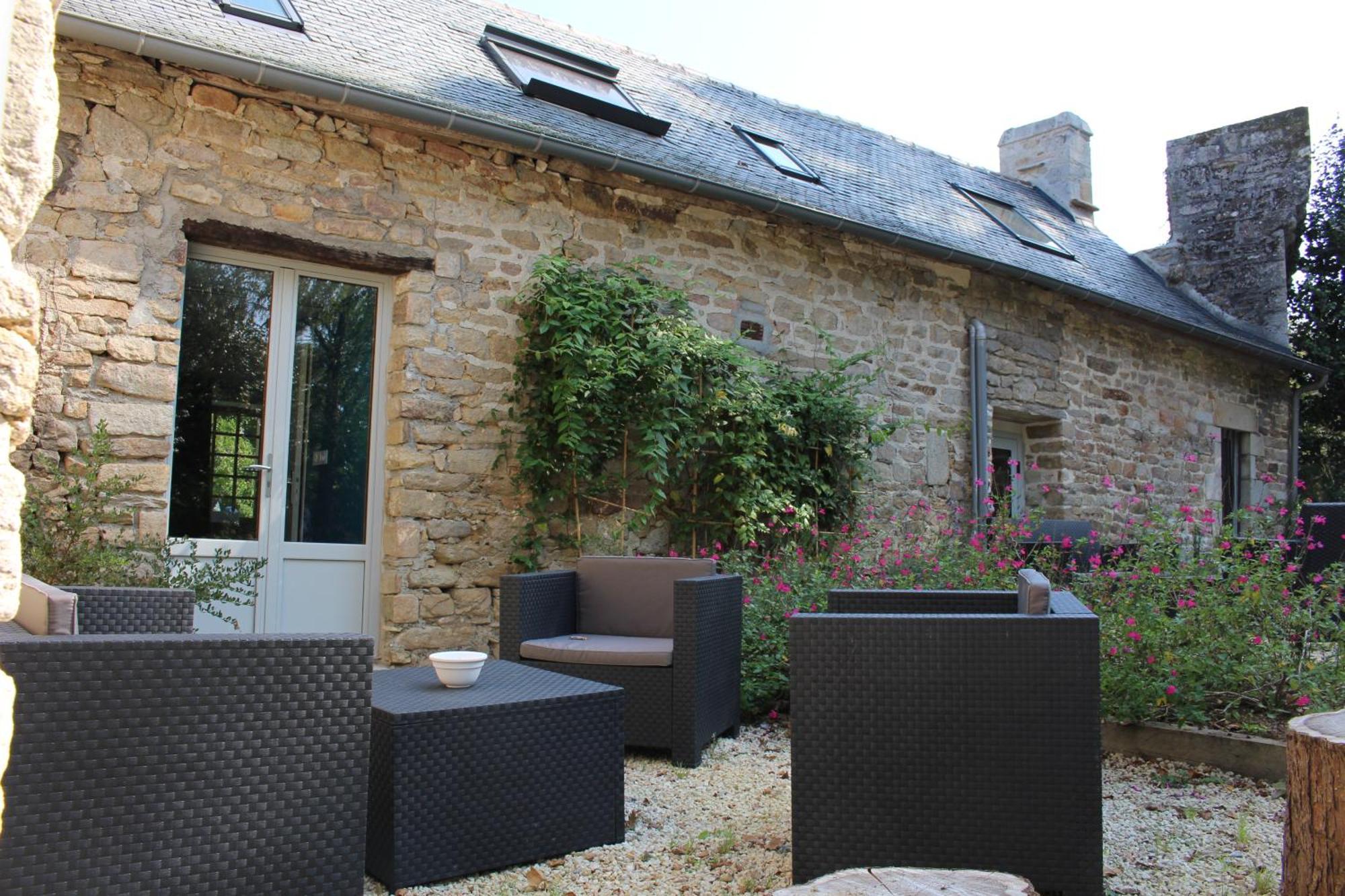 Manoir Du Moustoir - Hotel Les Empreintes Saint-Évarzec Exteriör bild