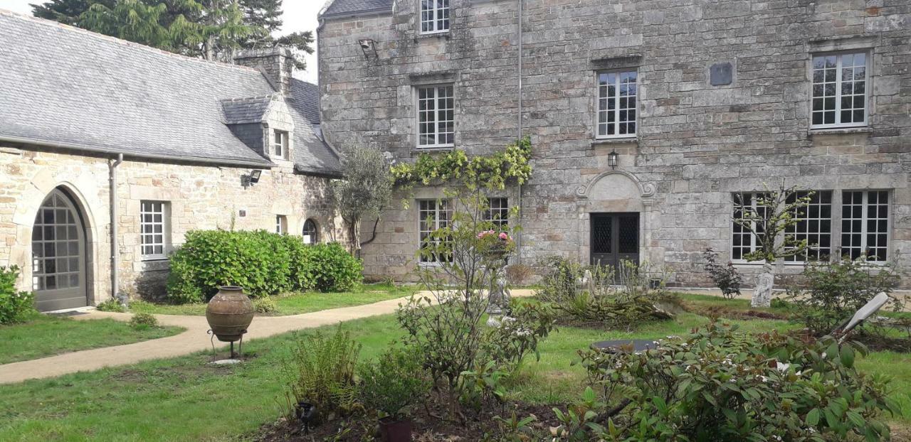 Manoir Du Moustoir - Hotel Les Empreintes Saint-Évarzec Exteriör bild